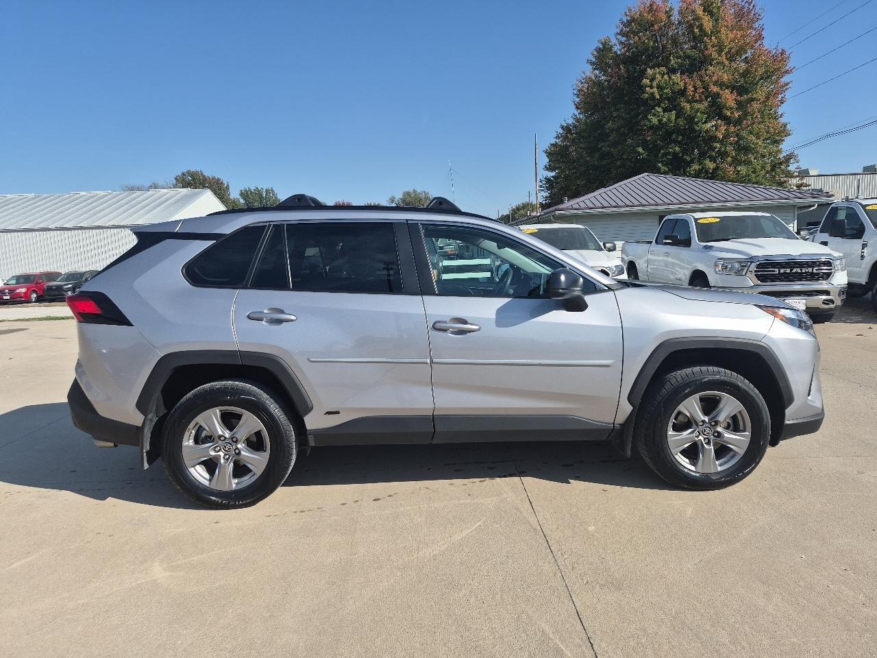Toyota RAV4 Hybrid LE 4D SUV AWD 2024