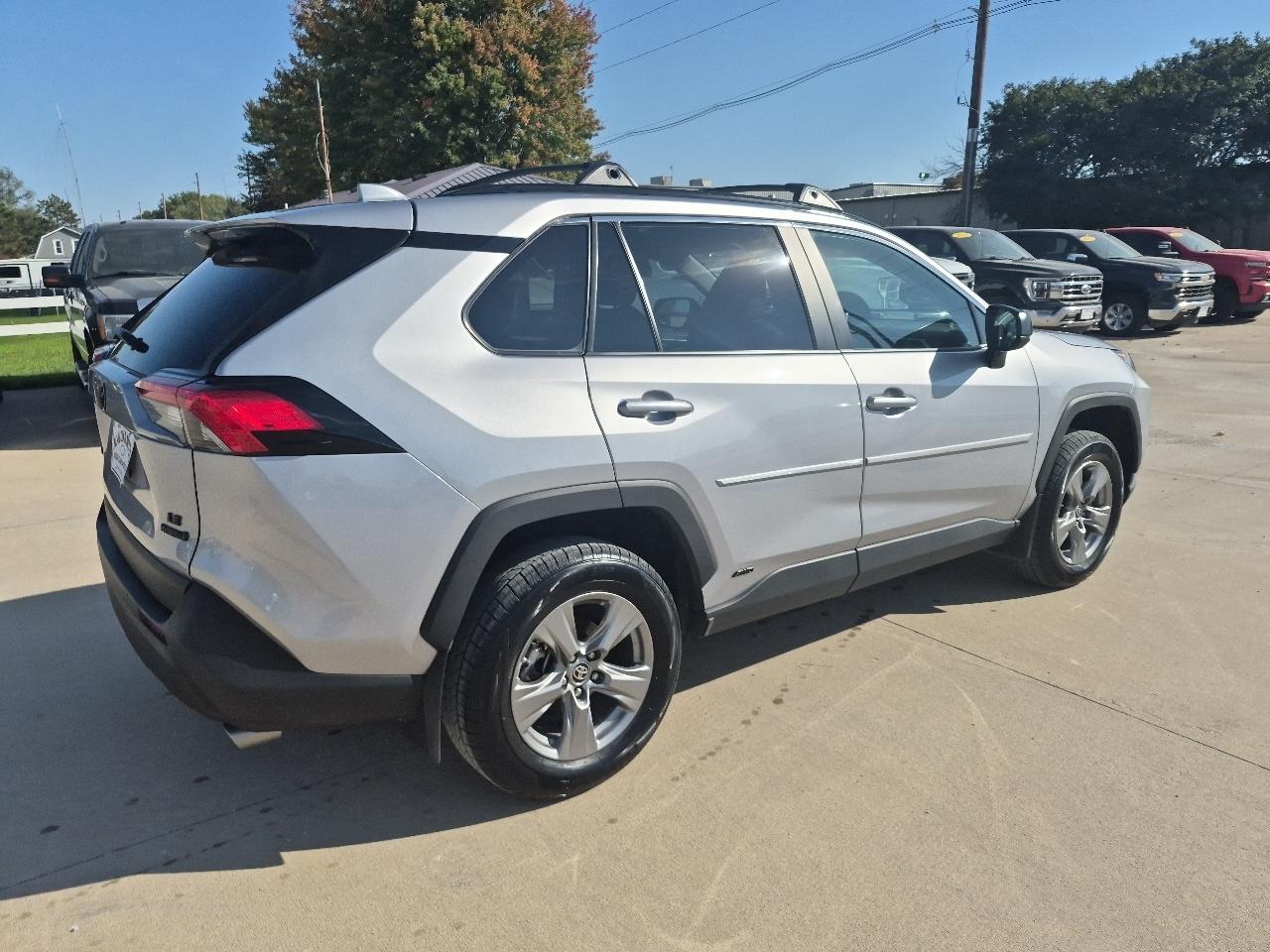 Toyota RAV4 Hybrid LE 4D SUV AWD 2024