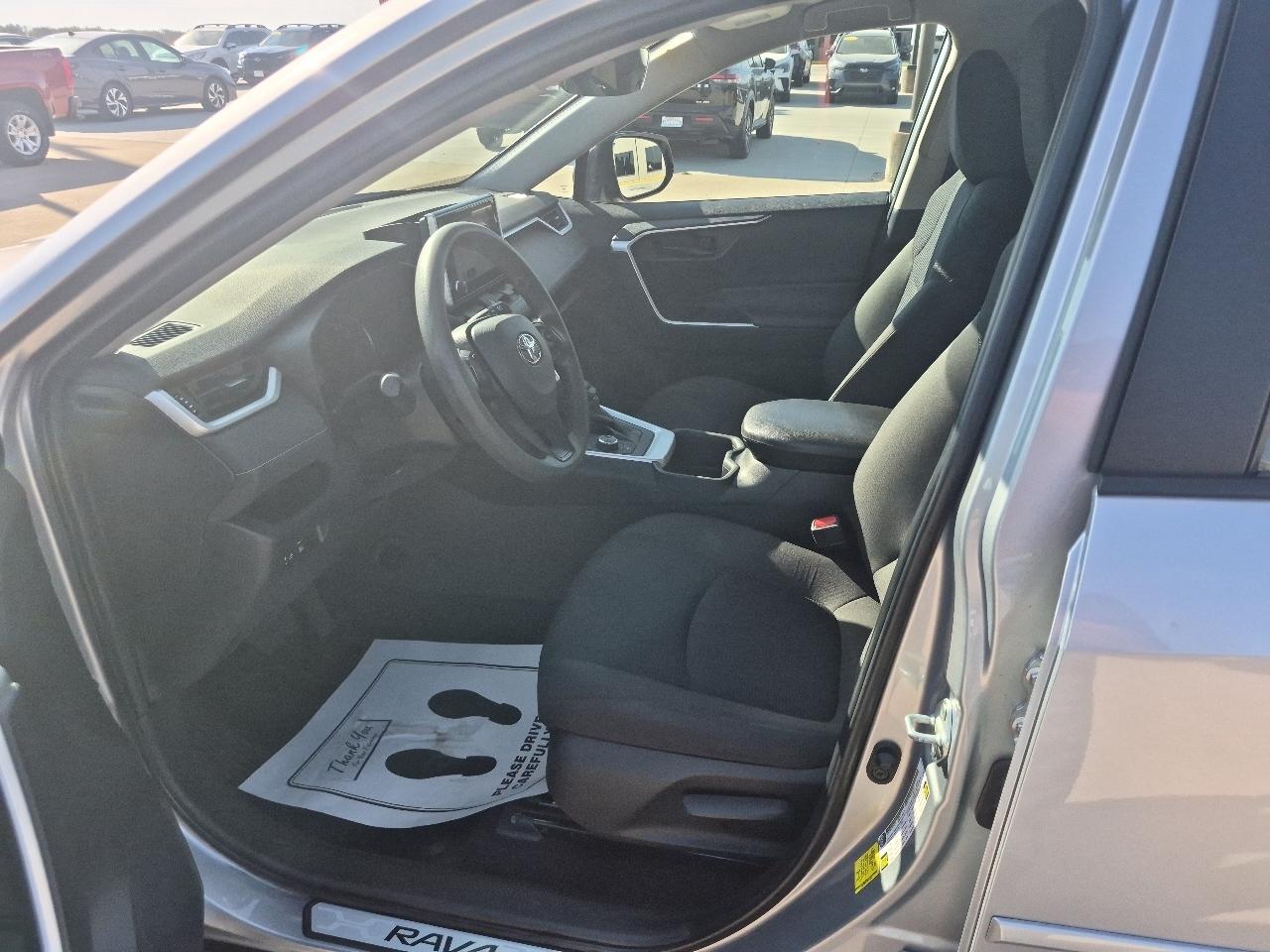 Toyota RAV4 Hybrid LE 4D SUV AWD 2024