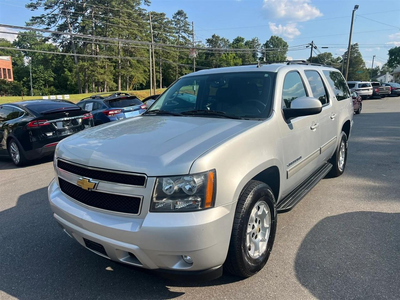 2012 Chevrolet Suburban 2WD 4dr 1500 LT