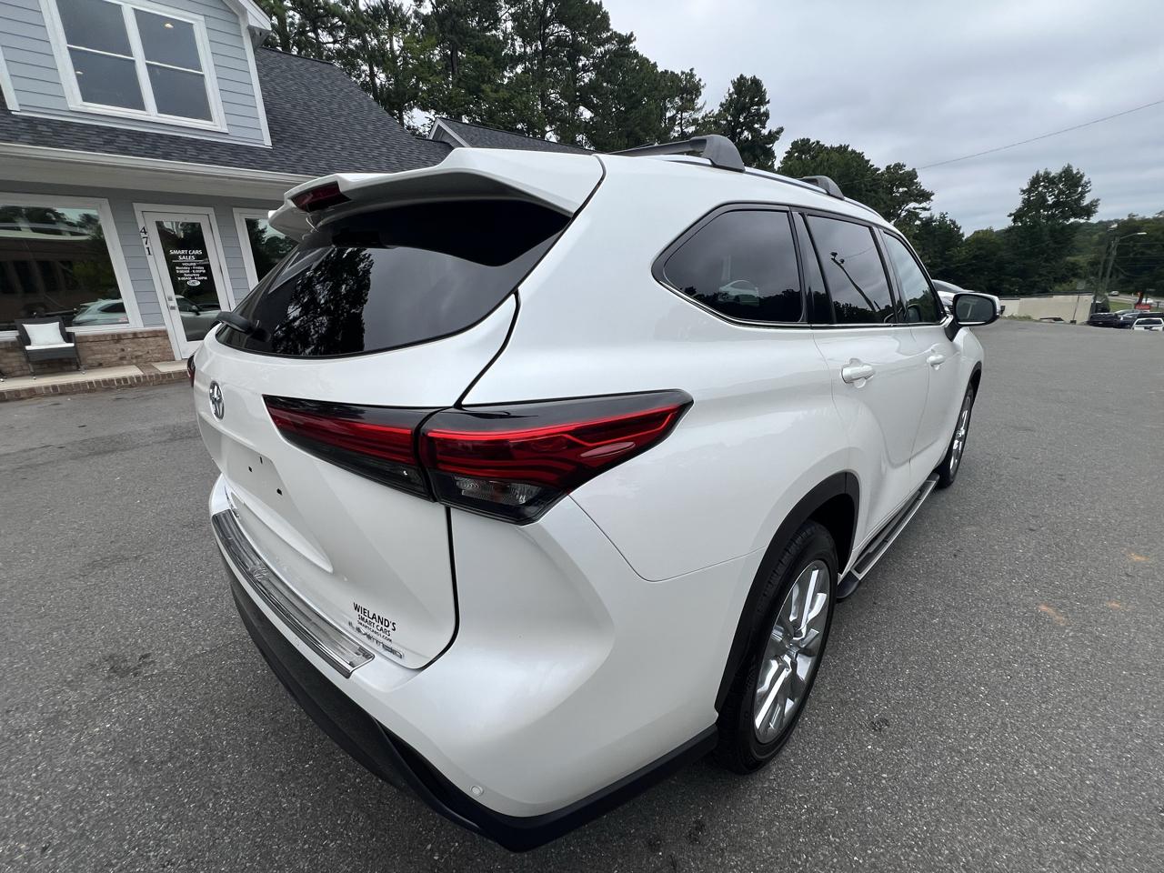 Toyota Highlander Limited FWD (Natl) 2020