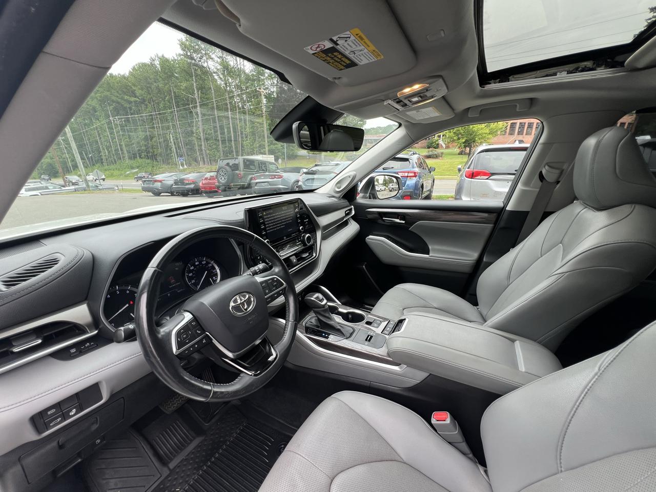 Toyota Highlander Limited FWD (Natl) 2020