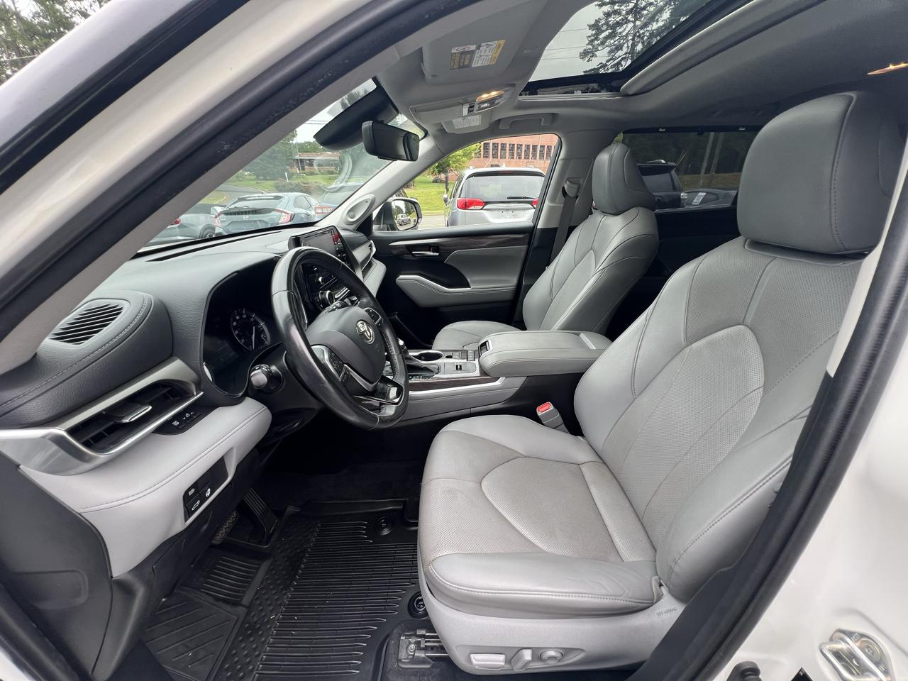 Toyota Highlander Limited FWD (Natl) 2020