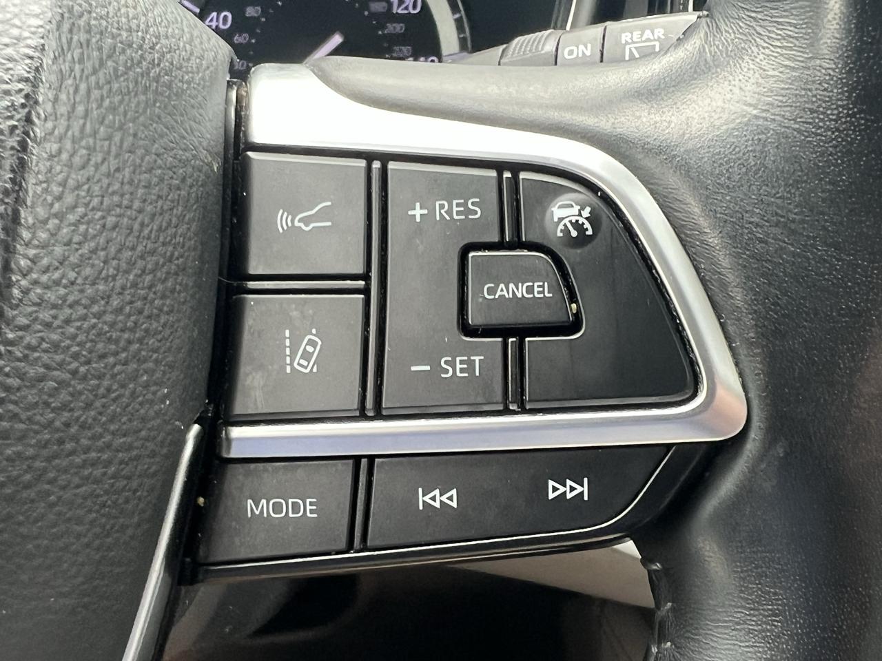 Toyota Highlander Limited FWD (Natl) 2020