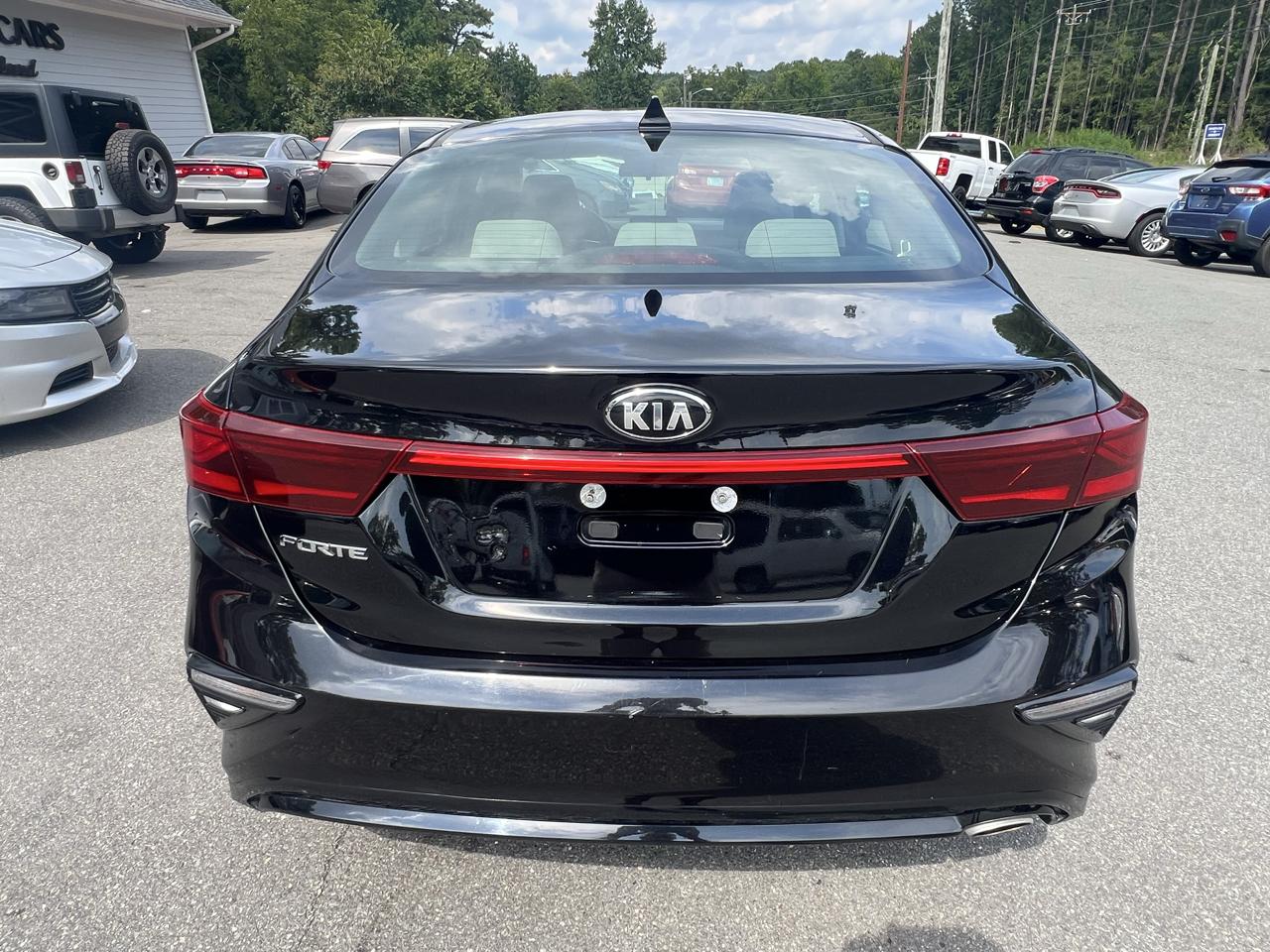 Kia Forte LXS IVT 2020