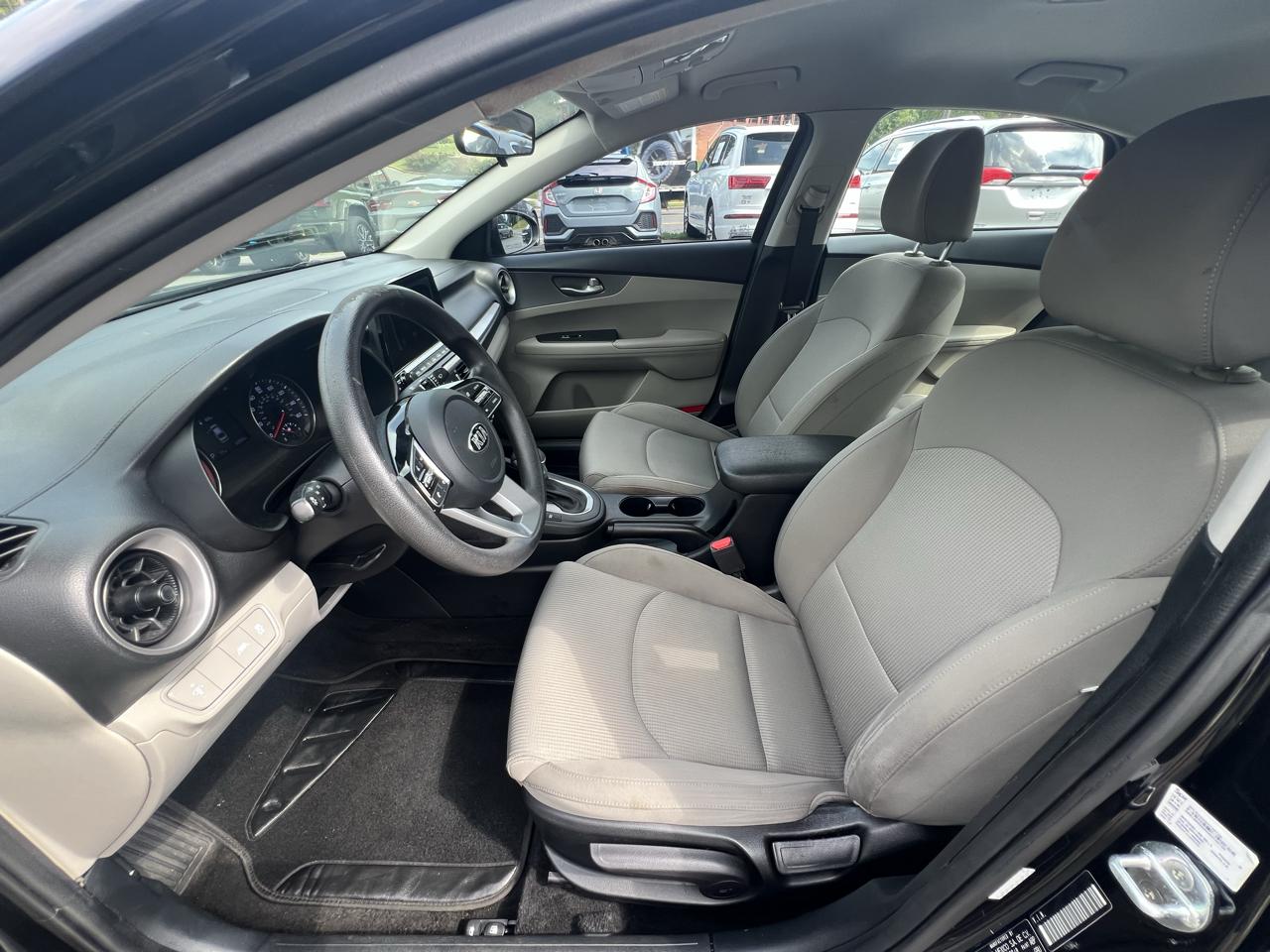 Kia Forte LXS IVT 2020