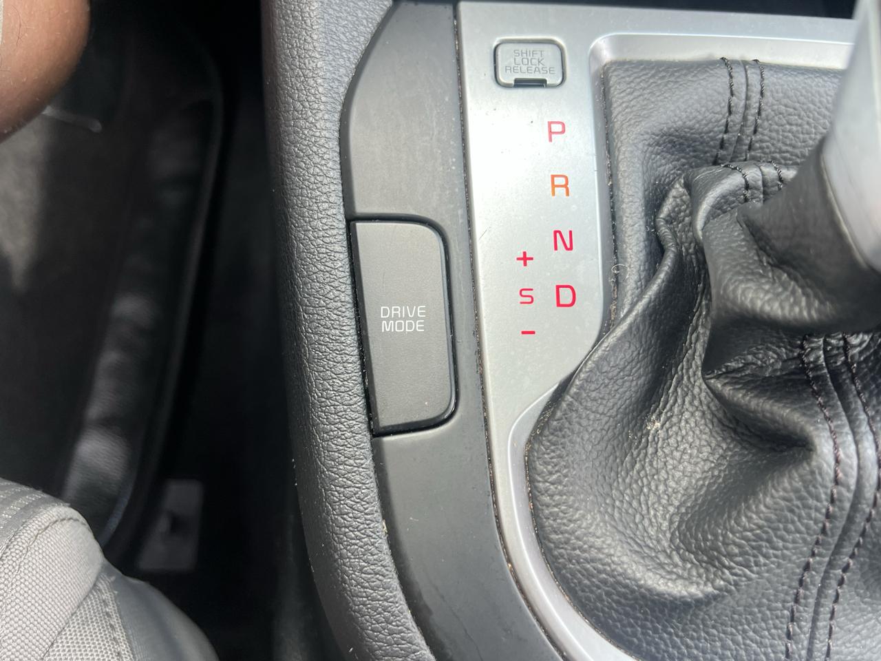 Kia Forte LXS IVT 2020