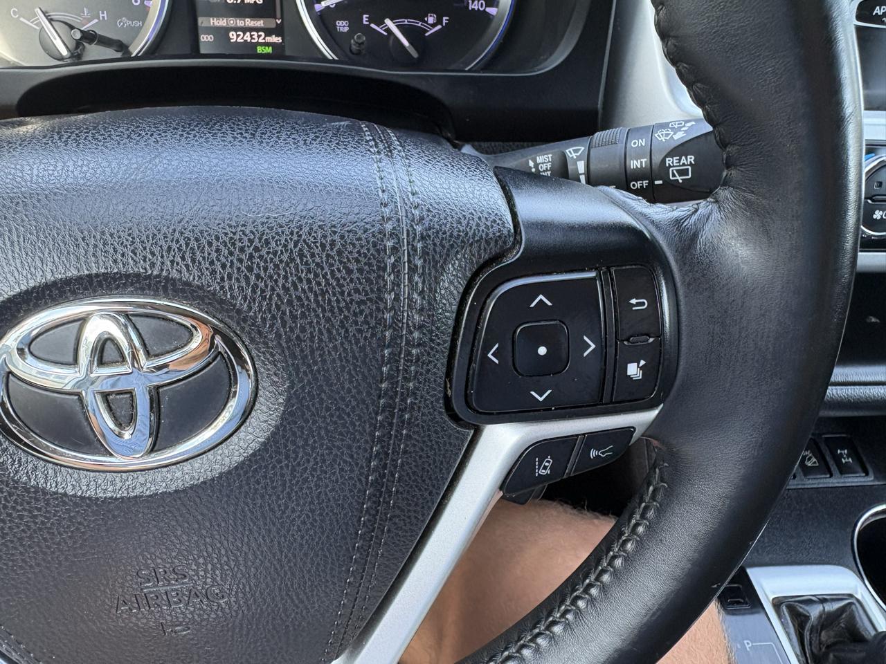 Toyota Highlander XLE V6 AWD (Natl) 2019