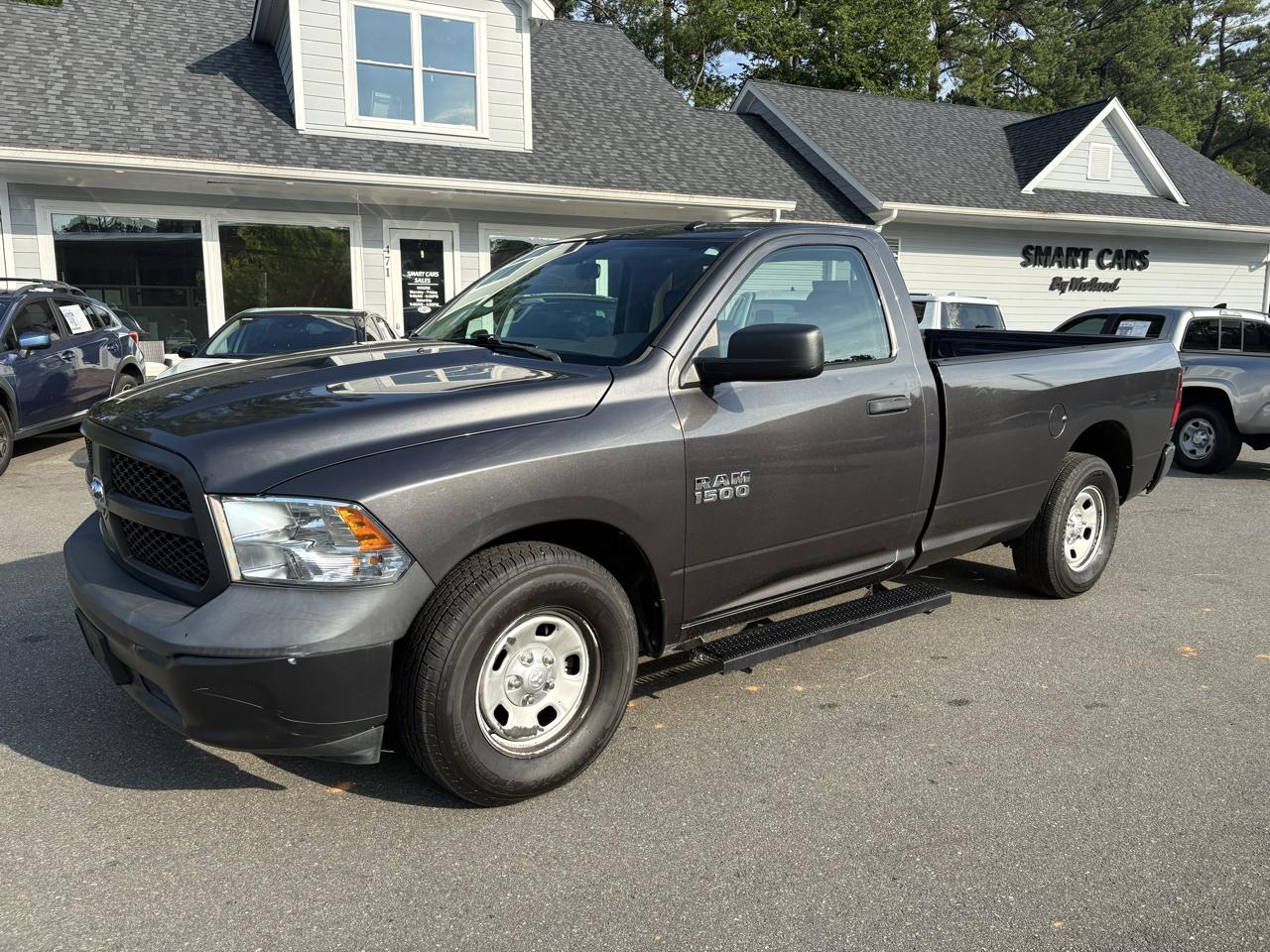 RAM 1500 Tradesman 4x2 Reg Cab 8' Box 2018