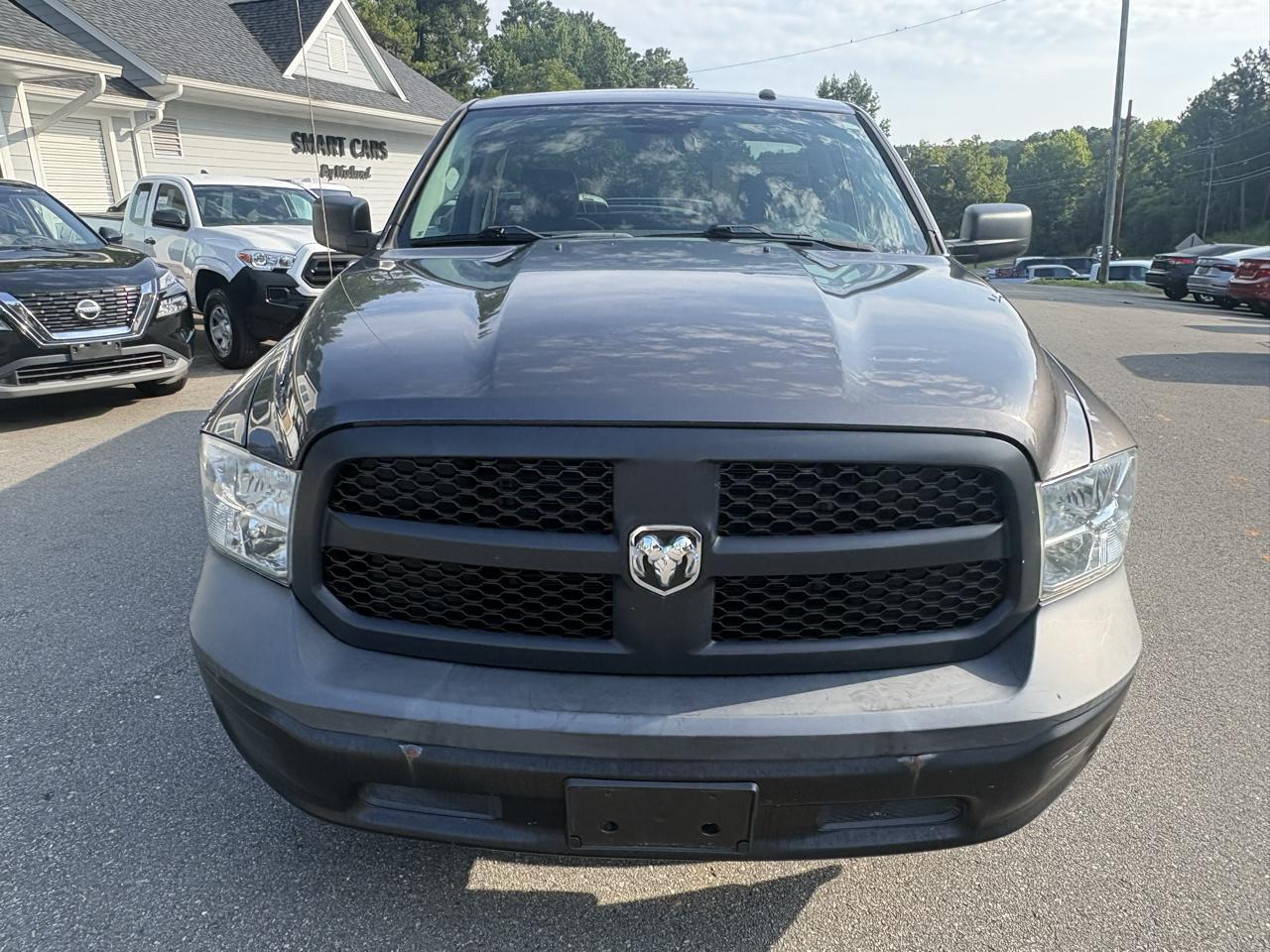RAM 1500 Tradesman 4x2 Reg Cab 8' Box 2018