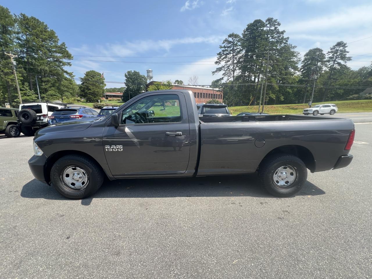 RAM 1500 Tradesman 4x2 Reg Cab 8' Box 2018