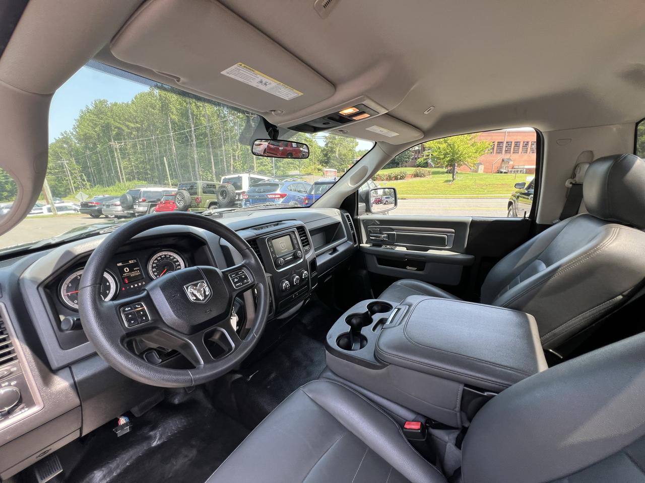 RAM 1500 Tradesman 4x2 Reg Cab 8' Box 2018