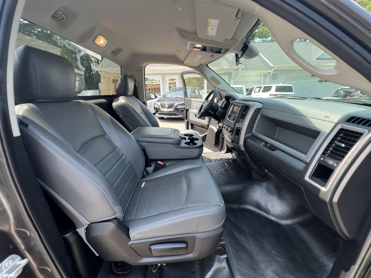 RAM 1500 Tradesman 4x2 Reg Cab 8' Box 2018