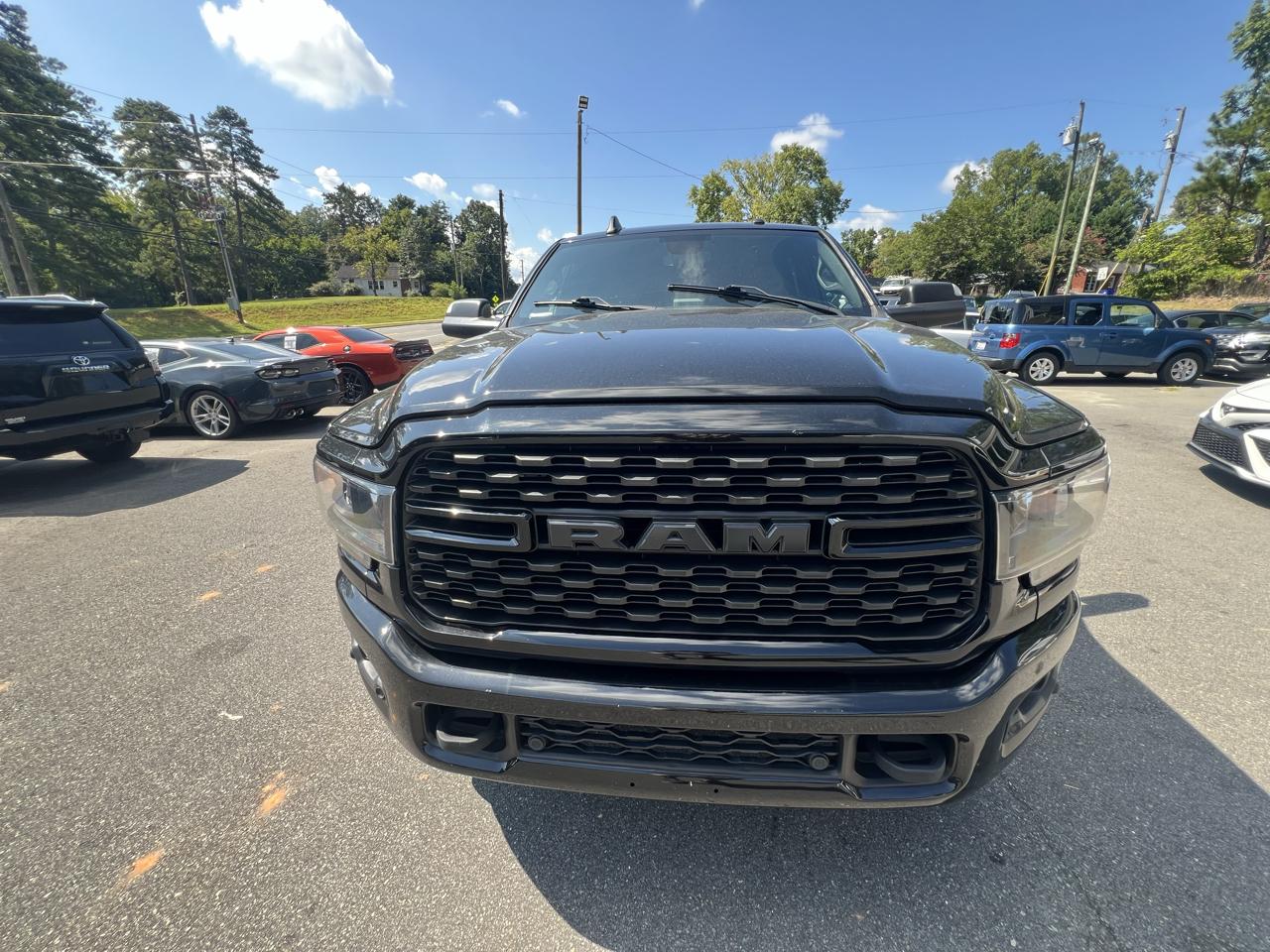 RAM 2500 Lone Star 4x4 Crew Cab 8' Box 2022