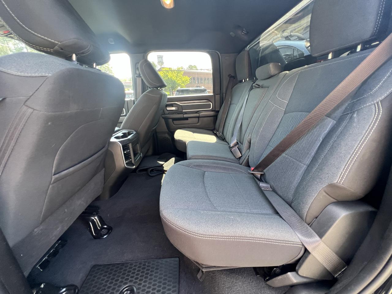 RAM 2500 Lone Star 4x4 Crew Cab 8' Box 2022