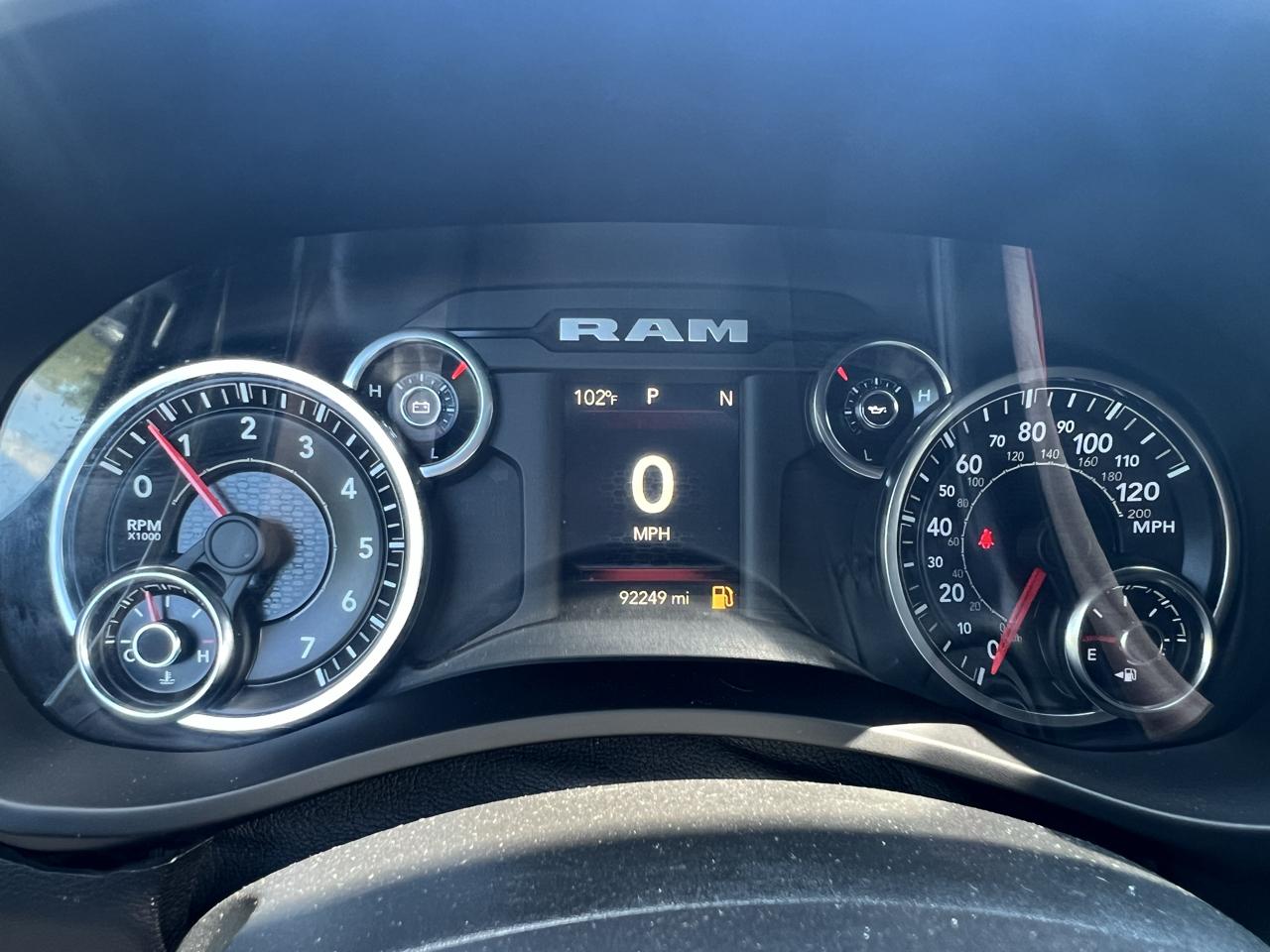 RAM 2500 Lone Star 4x4 Crew Cab 8' Box 2022