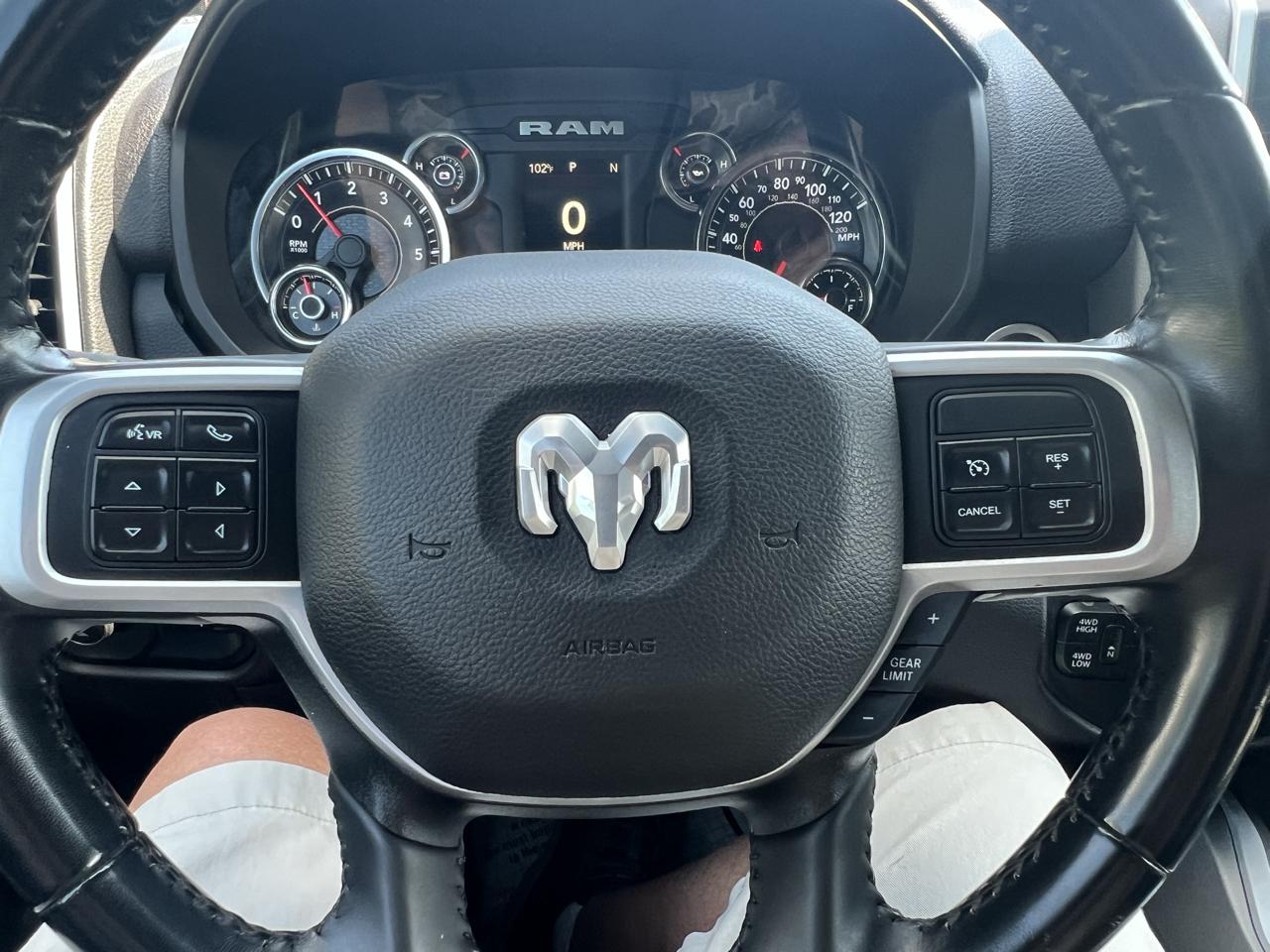 RAM 2500 Lone Star 4x4 Crew Cab 8' Box 2022