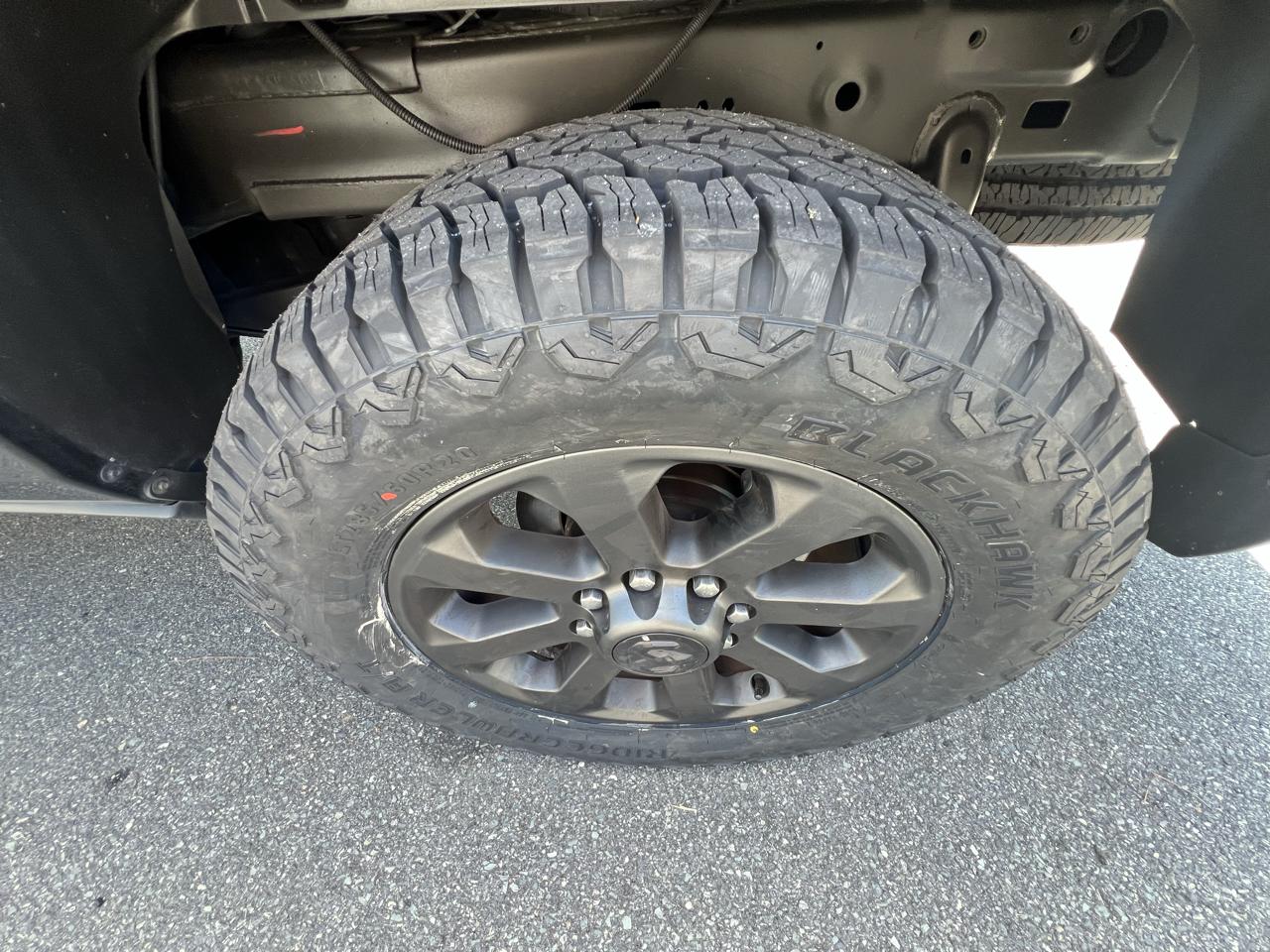 RAM 2500 Lone Star 4x4 Crew Cab 8' Box 2022