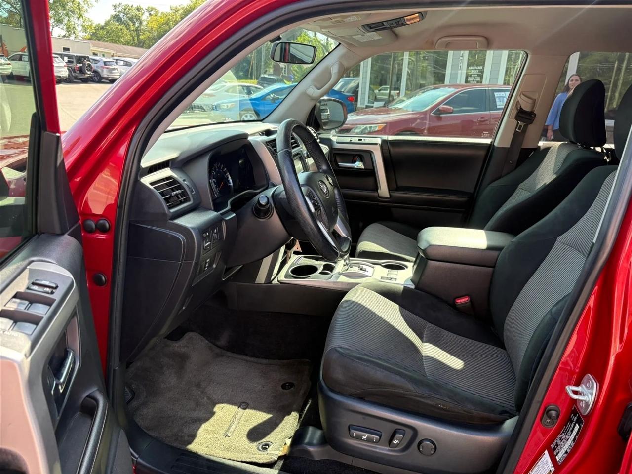 Toyota 4Runner RWD 4dr V6 SR5 Premium (Natl) 2016