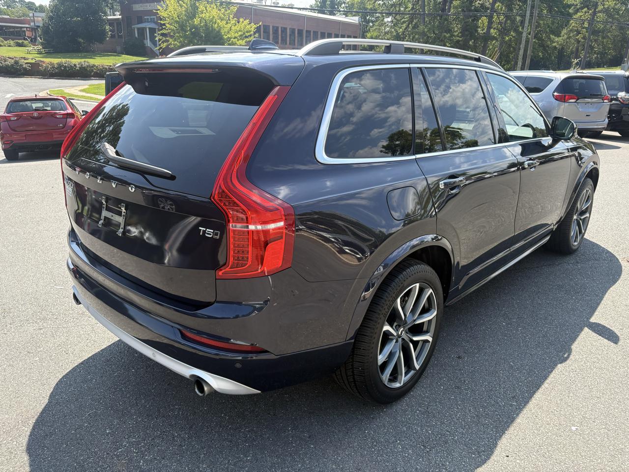 Volvo XC90 T5 AWD Momentum 2019