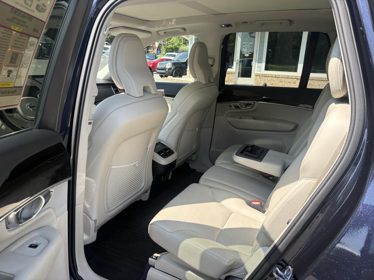 Volvo XC90 T5 AWD Momentum 2019