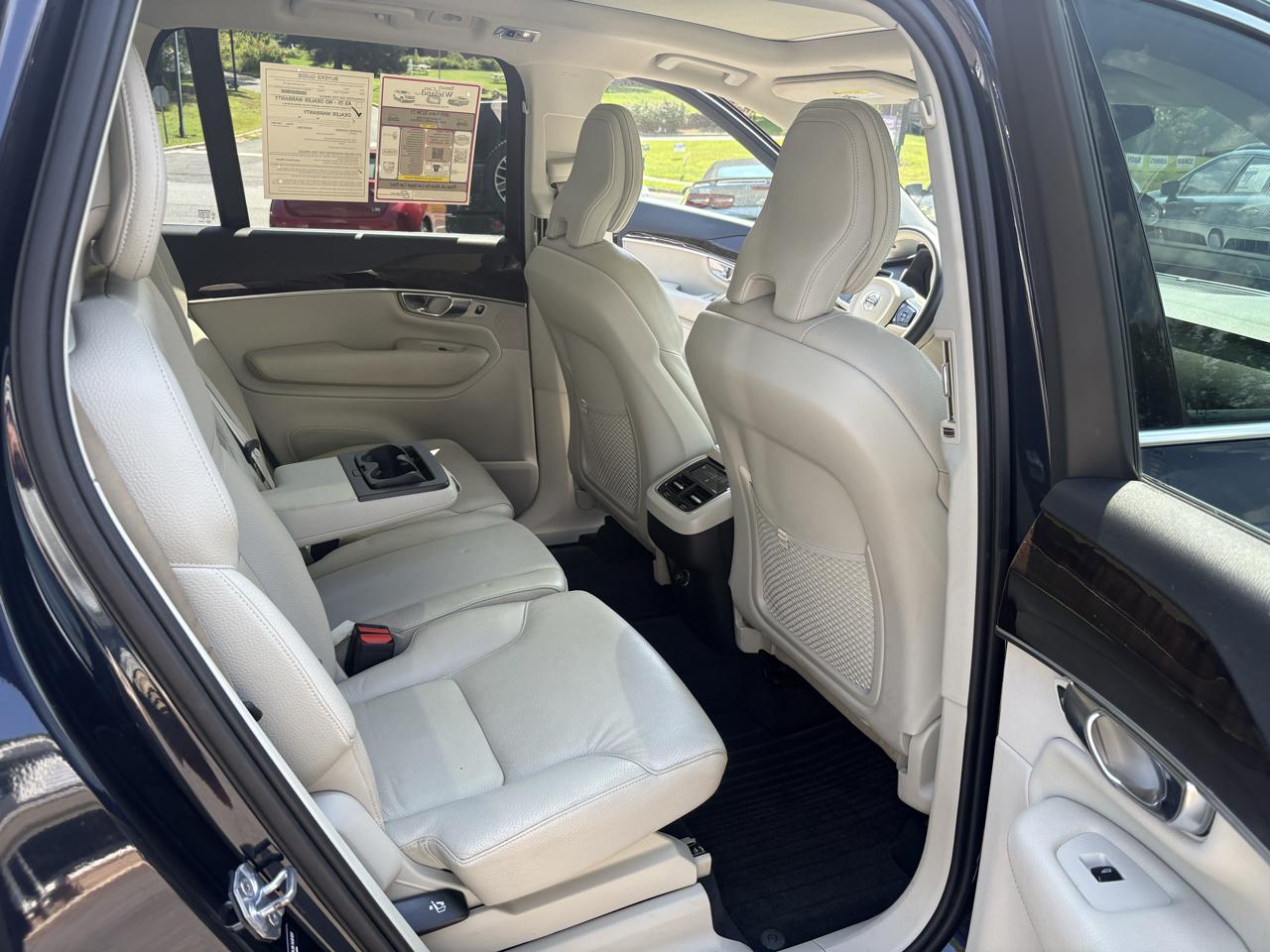 Volvo XC90 T5 AWD Momentum 2019