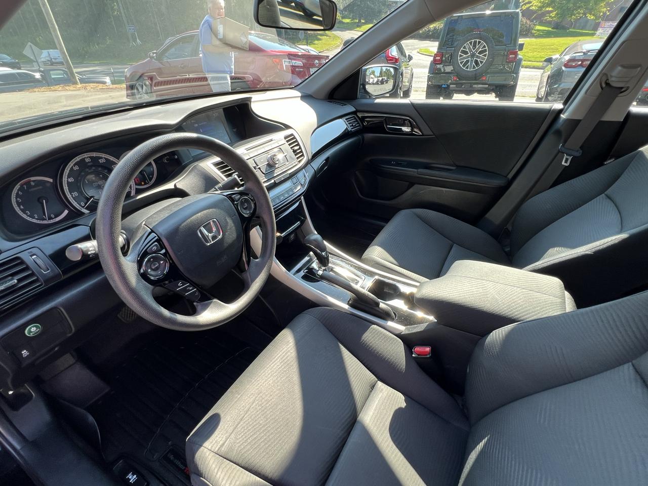 Honda Accord Sedan LX CVT 2017