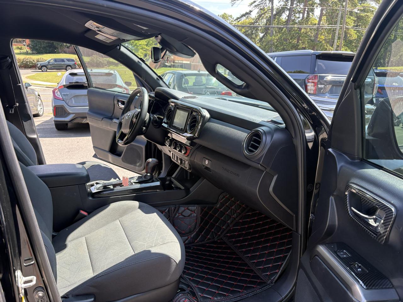 Toyota Tacoma TRD Off Road Double Cab 5' Bed V6 4x4 AT (Natl) 2018
