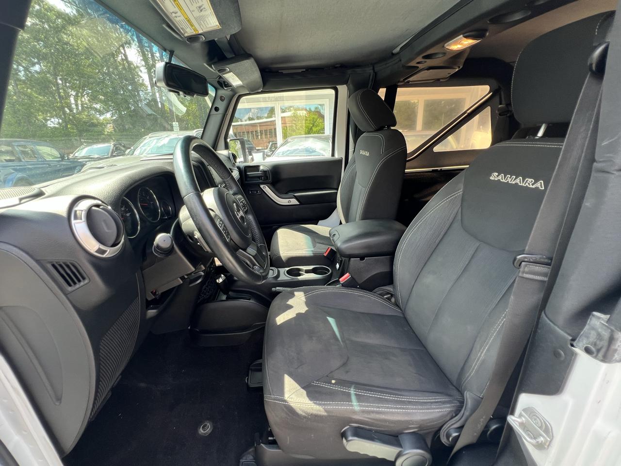 Jeep Wrangler 4WD 2dr Sahara 2016