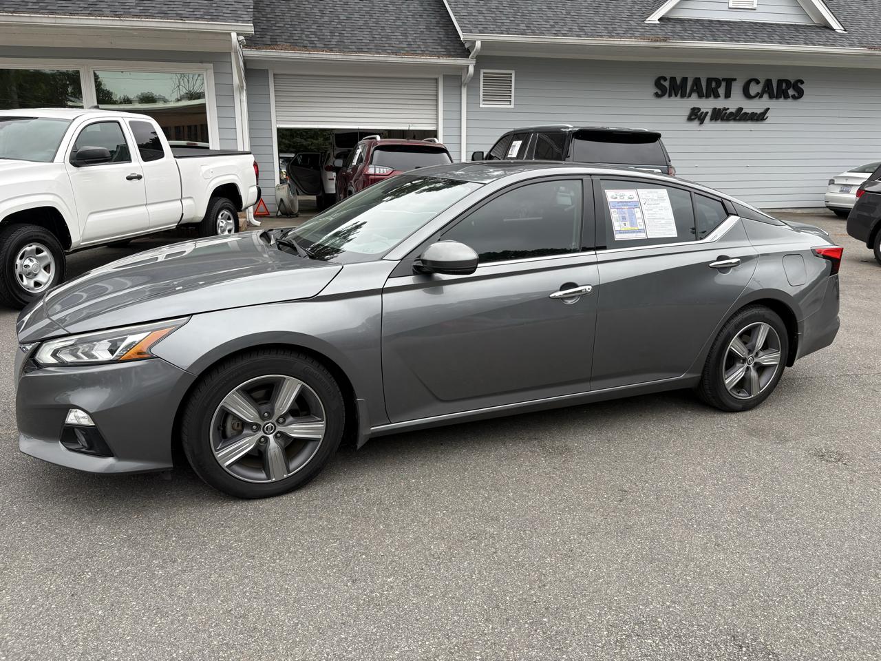 Nissan Altima 2.5 SV Sedan 2019