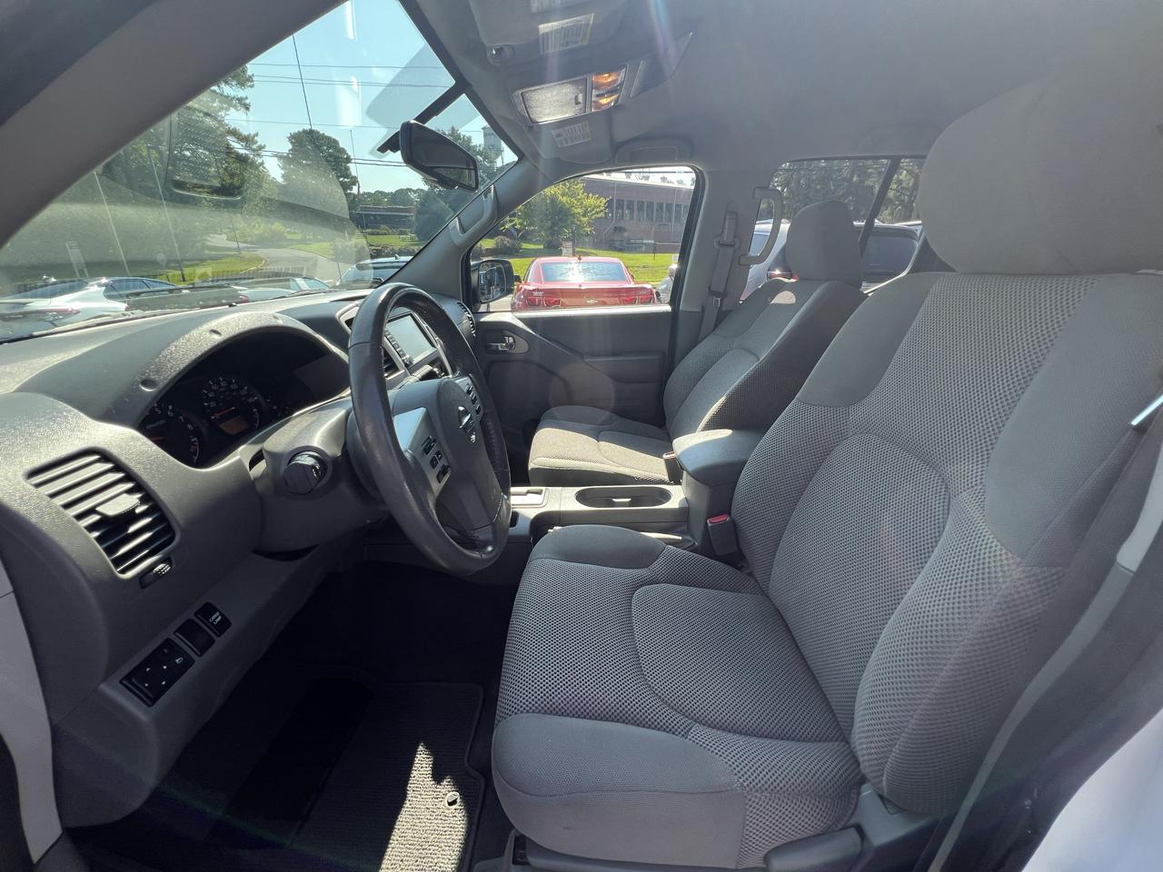 Nissan Frontier Crew Cab 4x2 SV Auto 2019