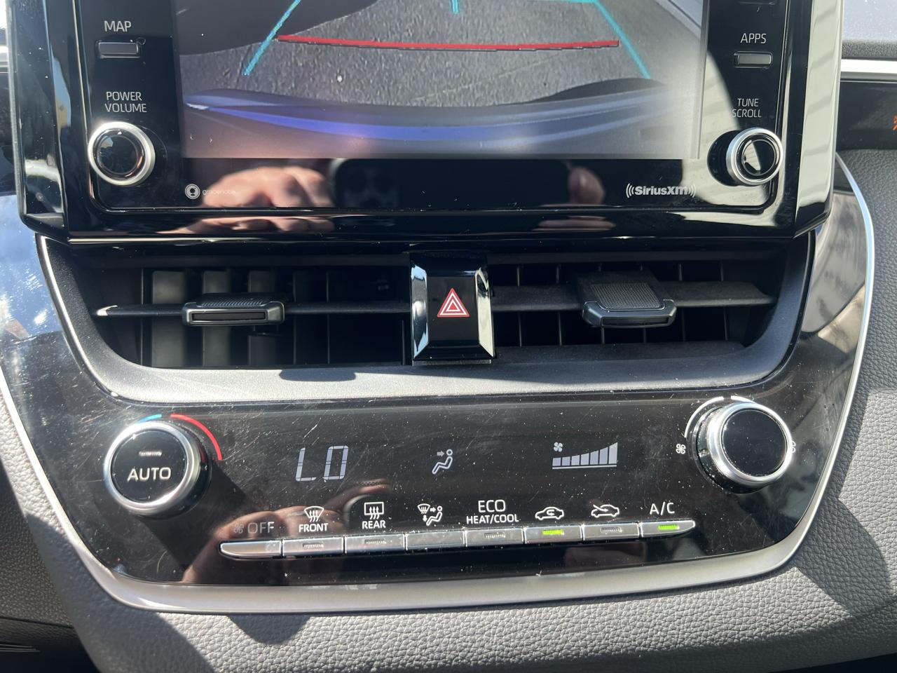 Toyota Corolla LE CVT (Natl) 2022