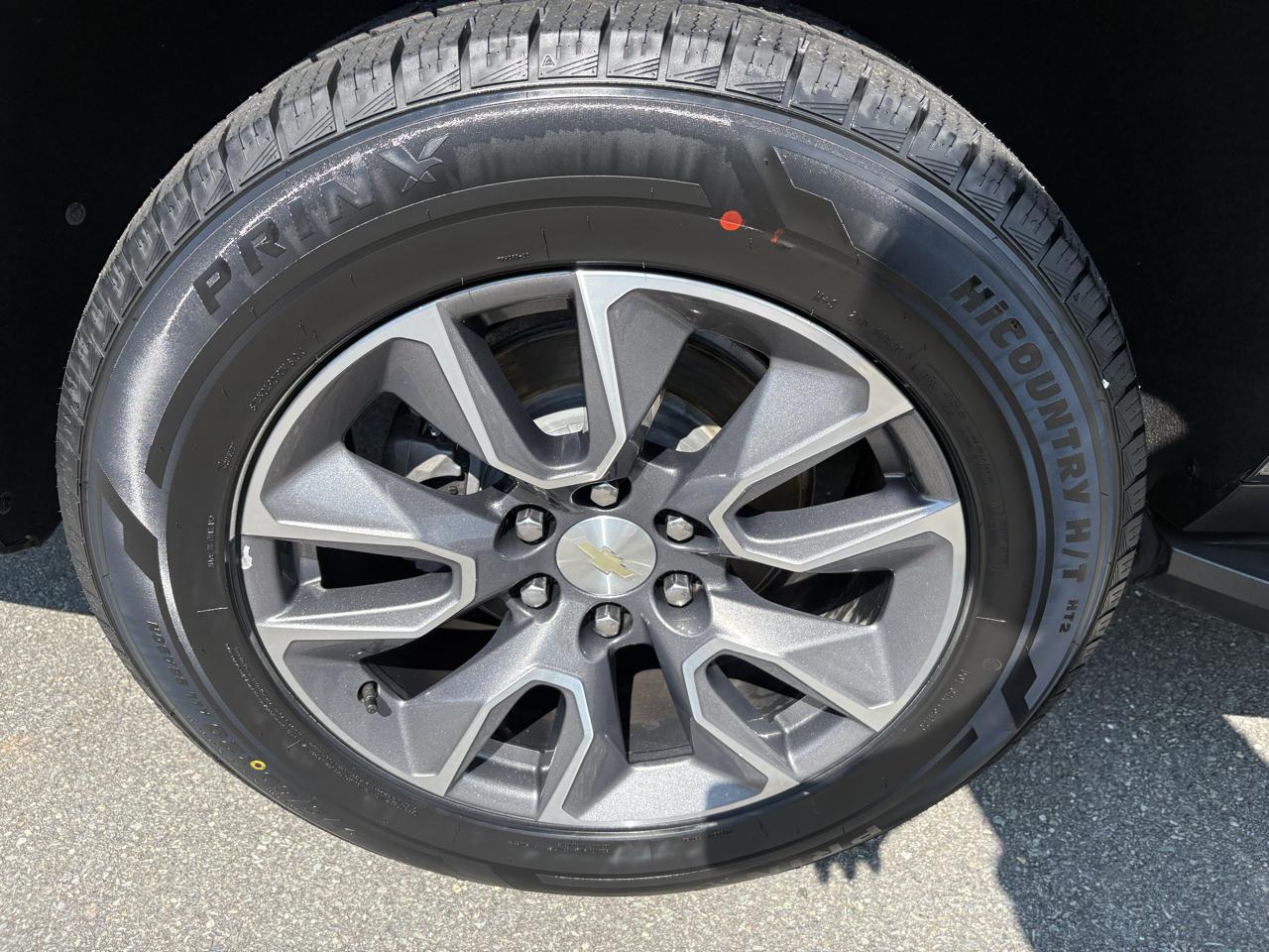Chevrolet Suburban 2WD 4dr LT 2021