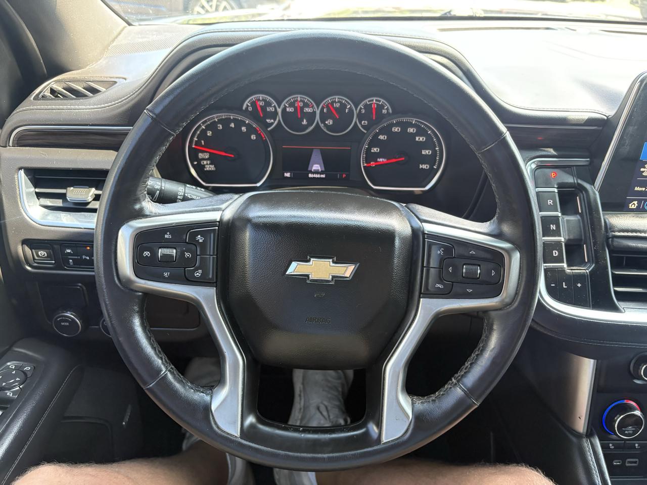 Chevrolet Suburban 2WD 4dr LT 2021
