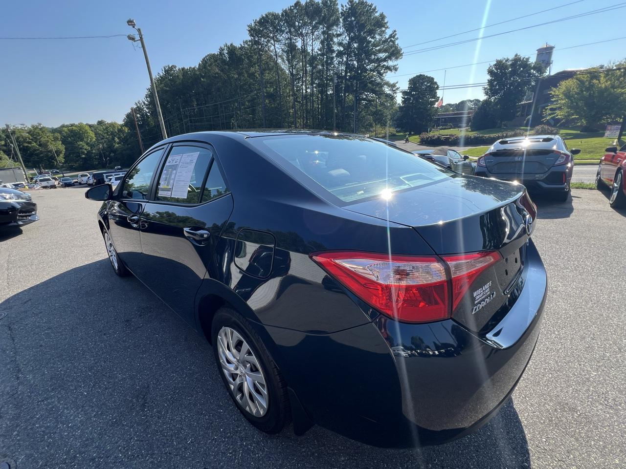 Toyota Corolla LE CVT (Natl) 2018