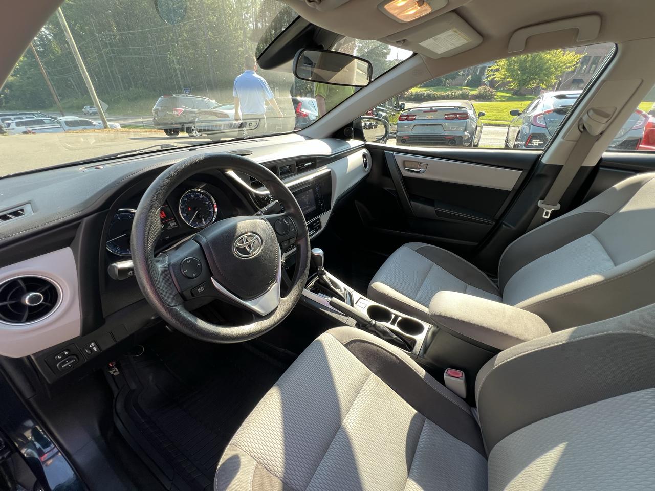 Toyota Corolla LE CVT (Natl) 2018