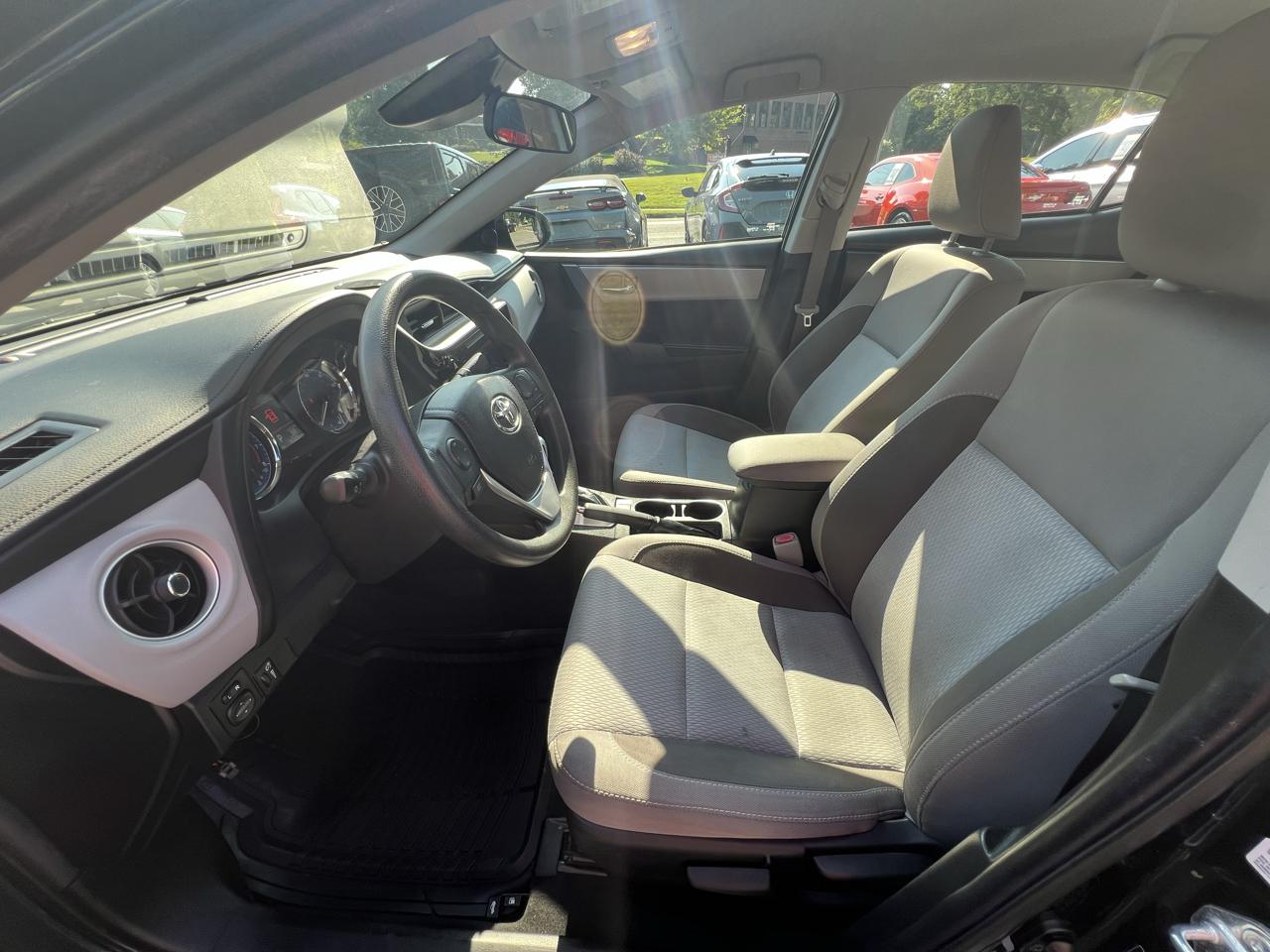 Toyota Corolla LE CVT (Natl) 2018