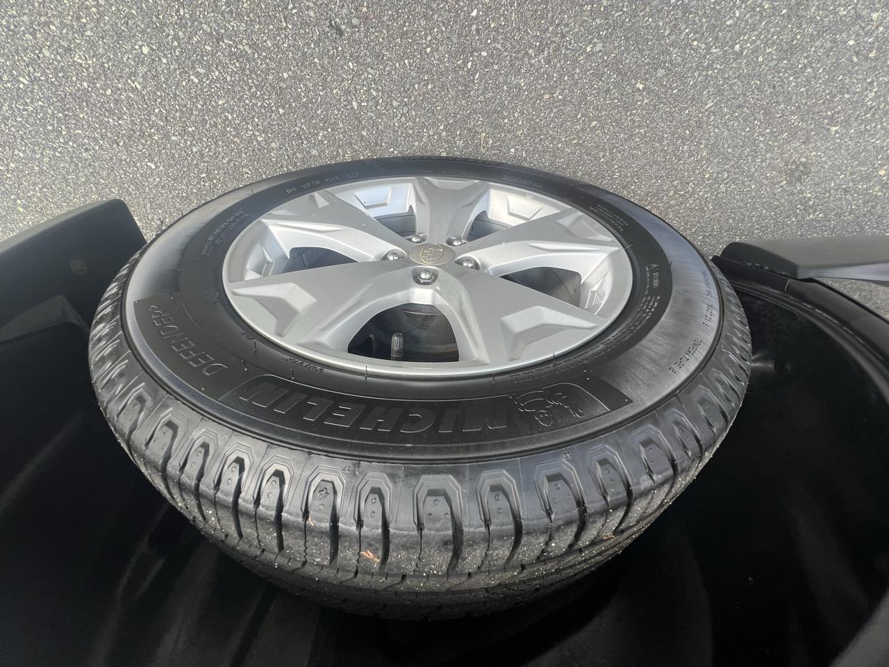 Subaru Forester 4dr Auto 2.5i Premium PZEV 2014