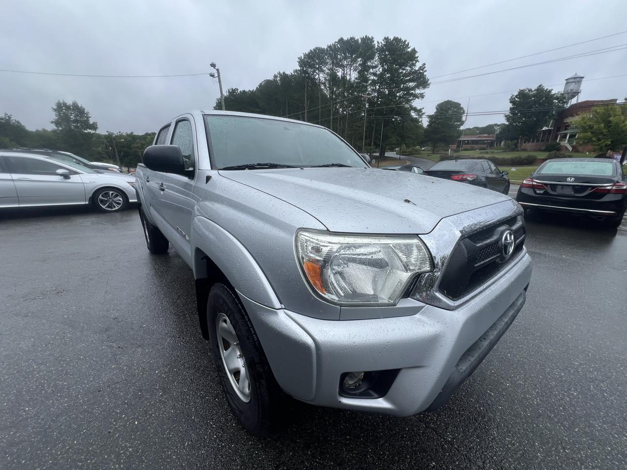 Toyota Tacoma 2WD Double Cab V6 AT PreRunner (Natl) 2013