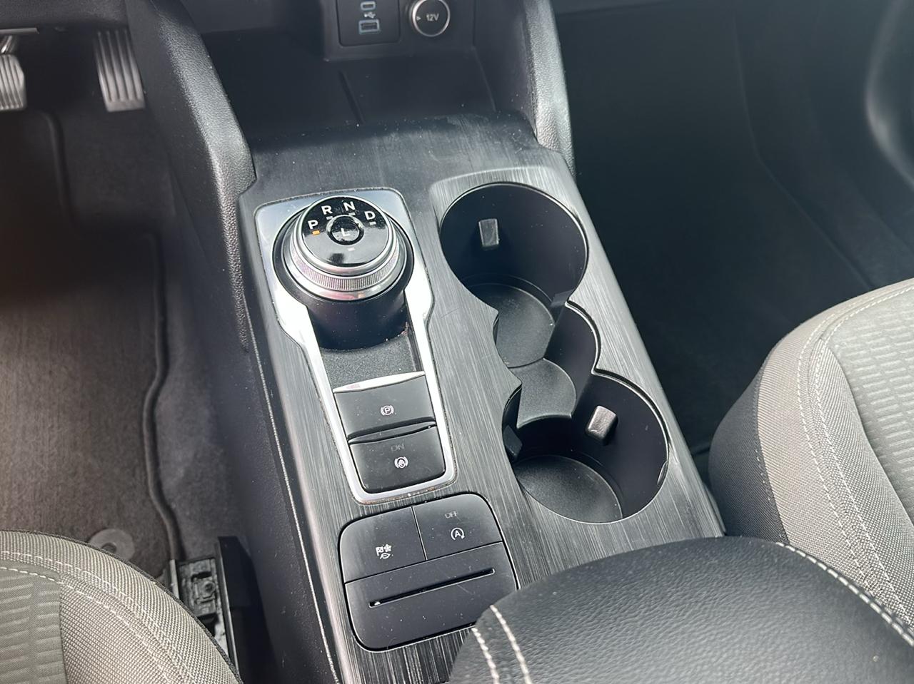 Ford Escape S FWD 2021