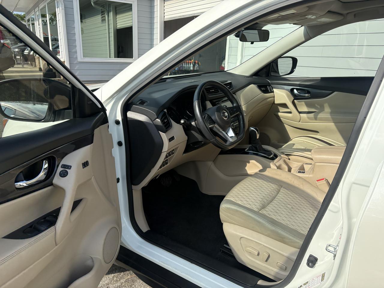 Nissan Rogue FWD SV 2019