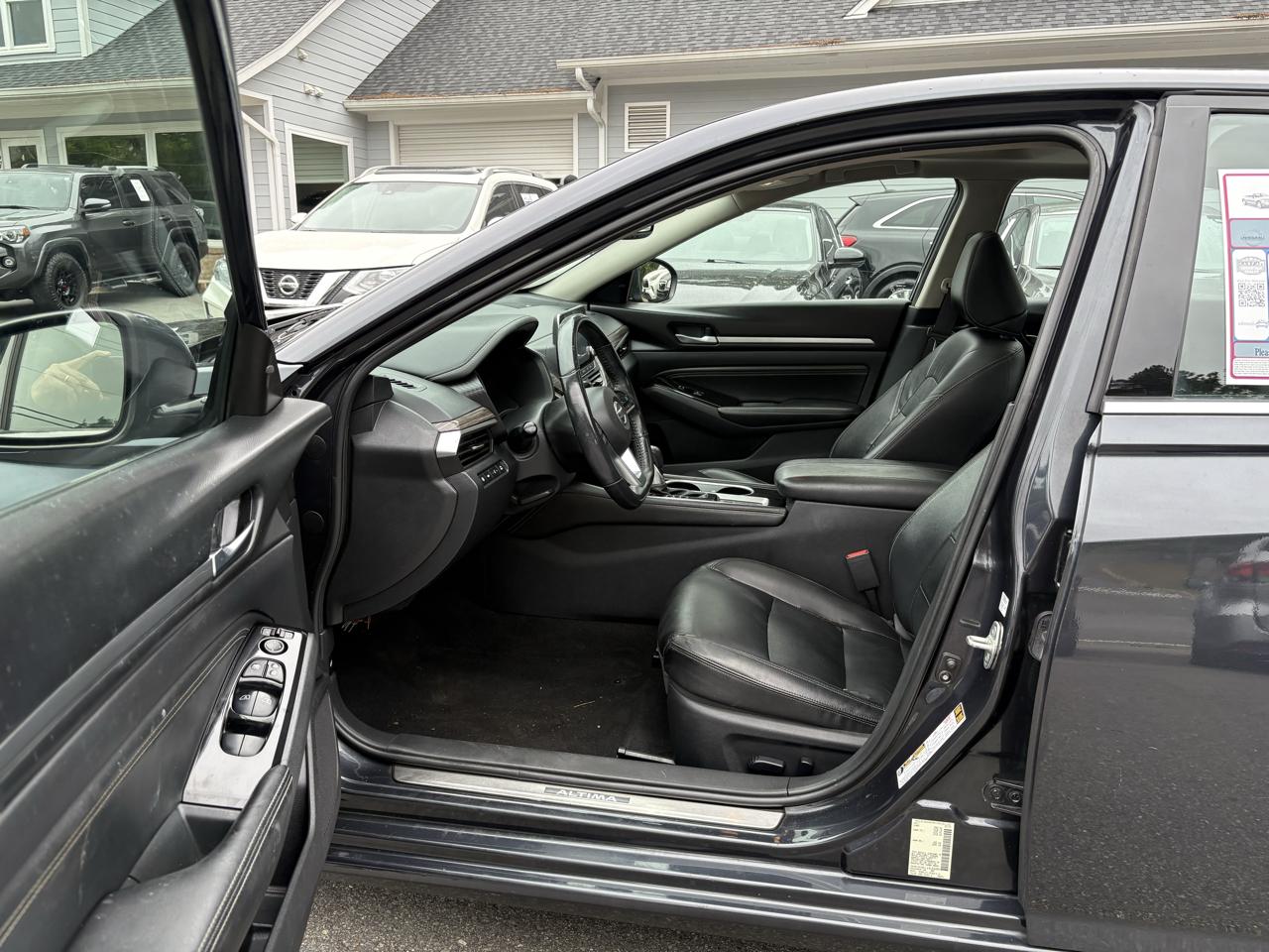 Nissan Altima 2.5 SL Sedan 2020