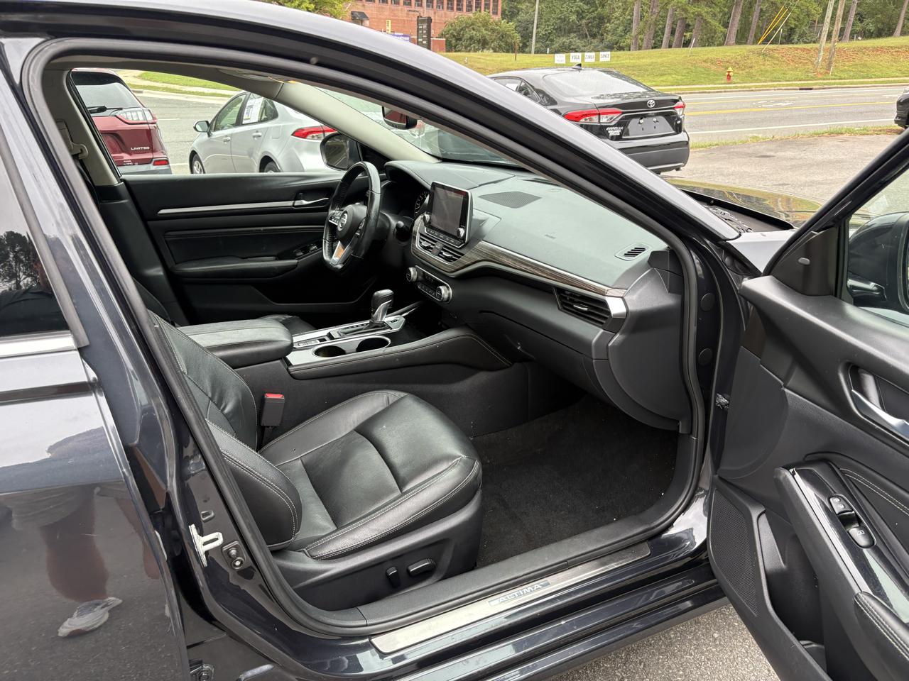 Nissan Altima 2.5 SL Sedan 2020