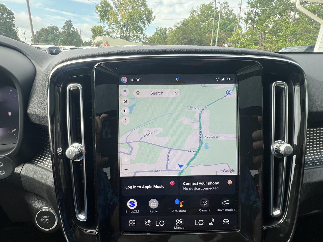 Volvo XC40 B5 AWD Plus Dark Theme 2023