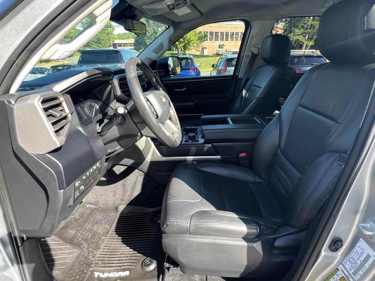 Toyota Tundra 4WD SR5 CrewMax 5.5' Bed (Natl) 2023