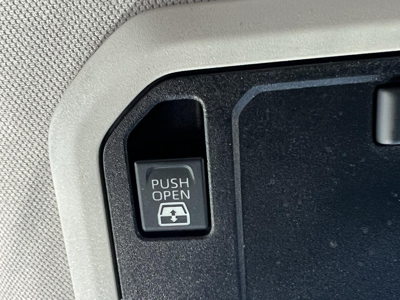 Toyota Tundra 4WD SR5 CrewMax 5.5' Bed (Natl) 2023