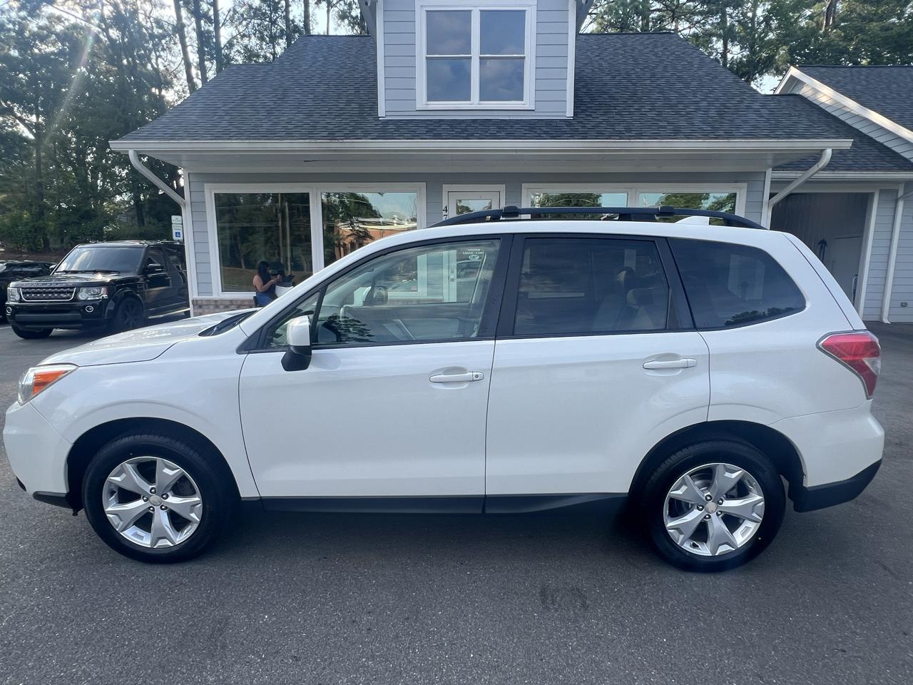 Subaru Forester 4dr CVT 2.5i Premium PZEV 2016