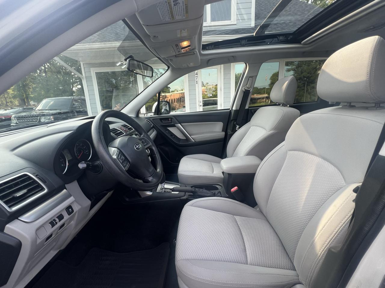 Subaru Forester 4dr CVT 2.5i Premium PZEV 2016