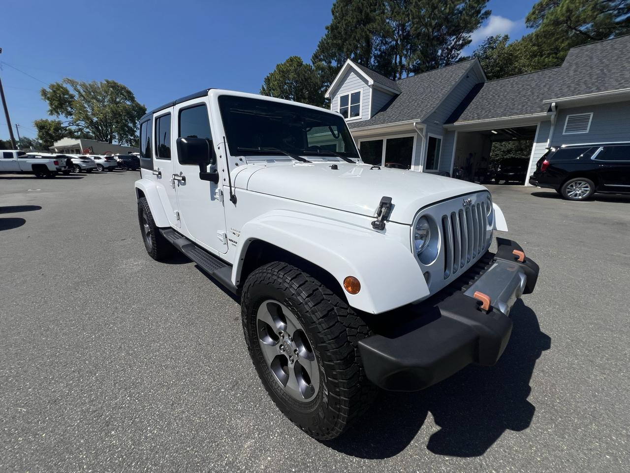 Jeep Wrangler Unlimited 4WD 4dr Sahara 2016