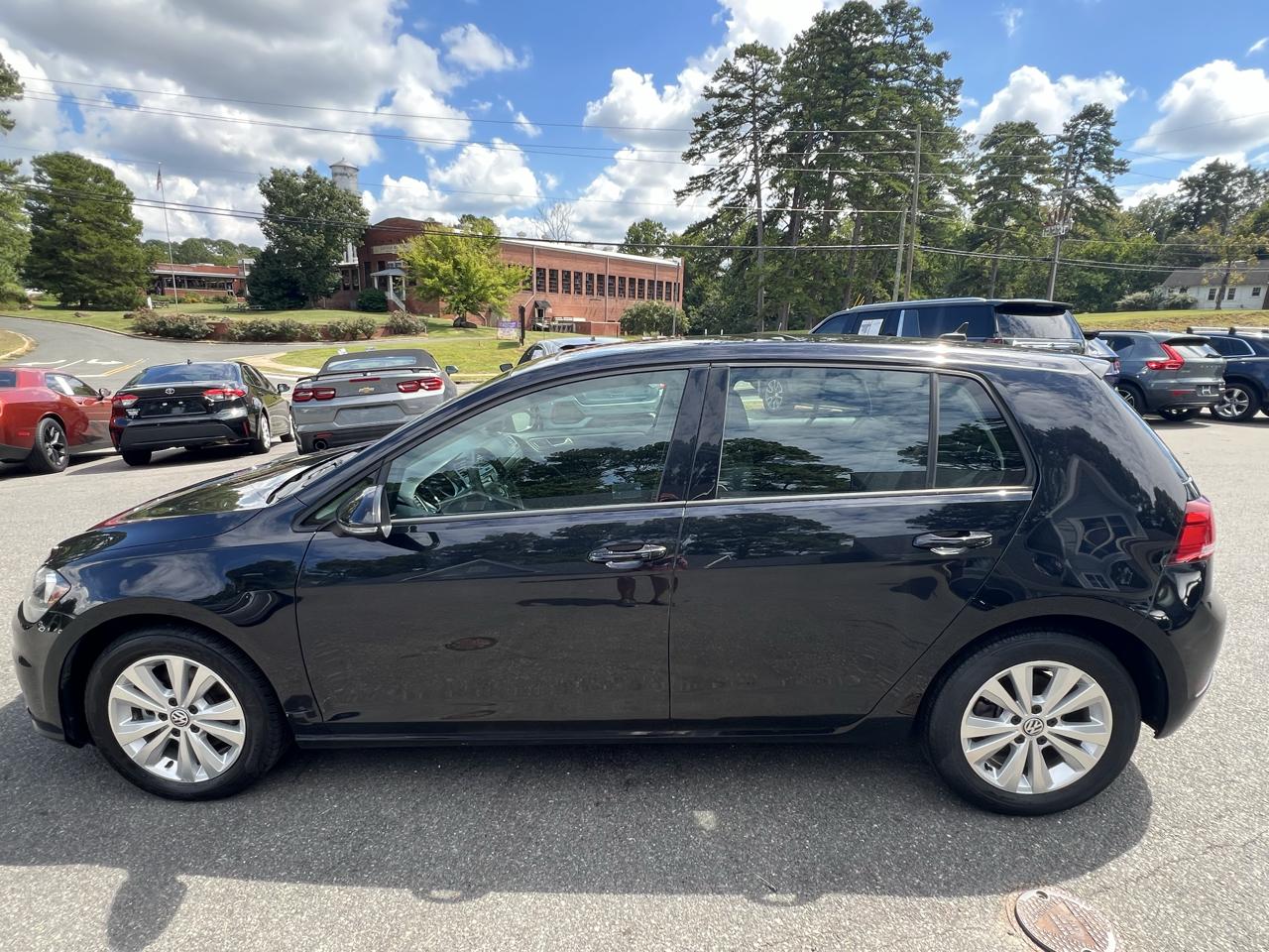 Volkswagen Golf 1.4T TSI Auto 2021